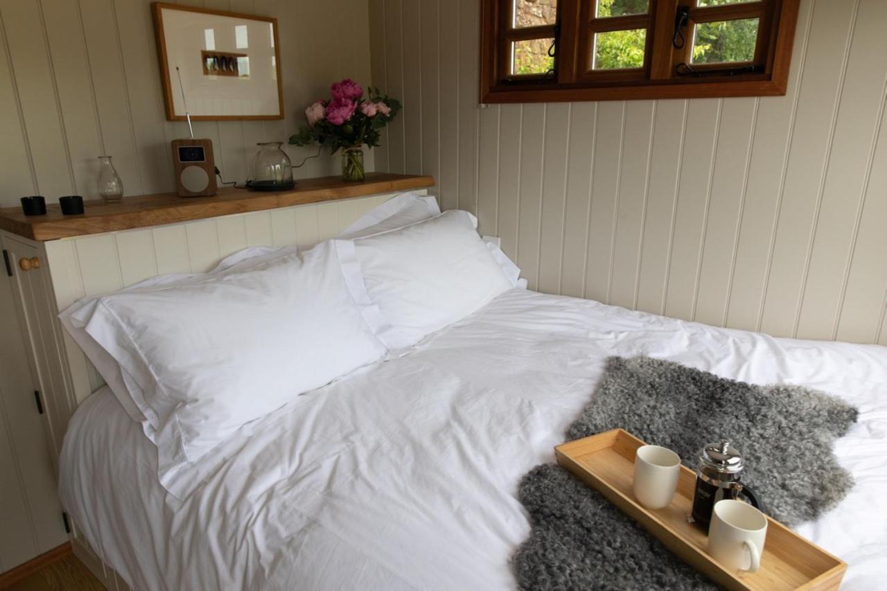 Luxury, Rural Shepherds Hut With Hot Tub Nr Bath Bristol Exteriér fotografie