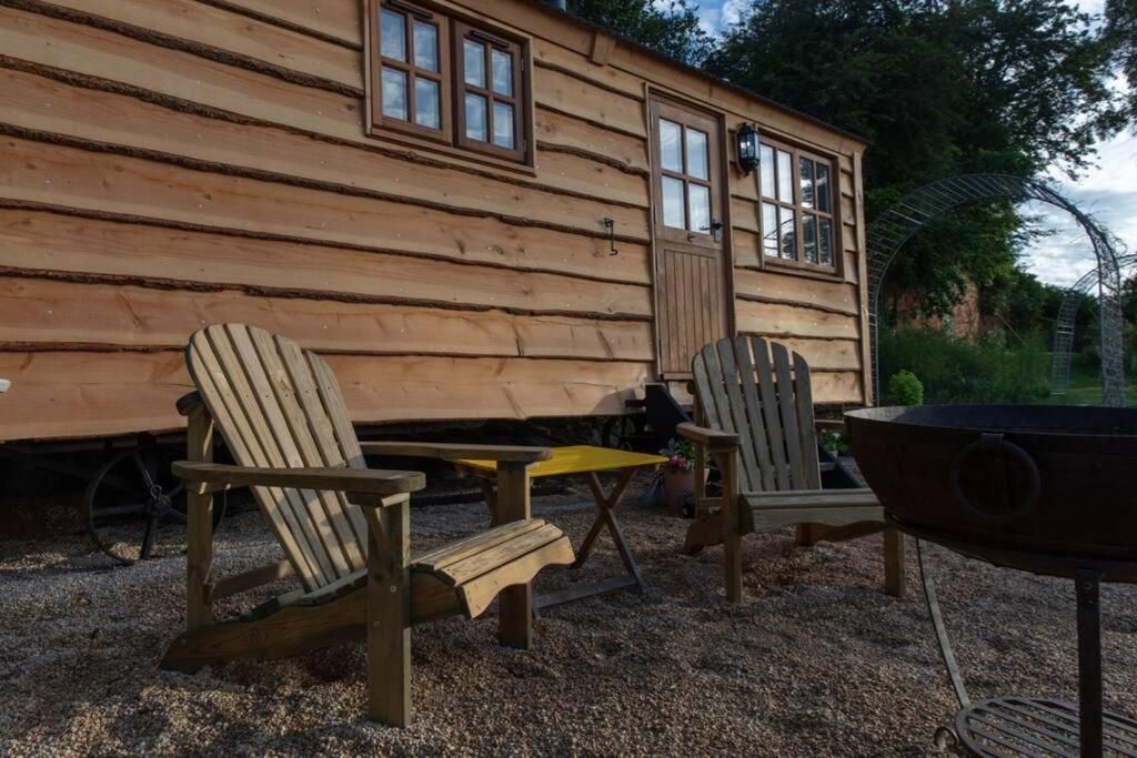 Luxury, Rural Shepherds Hut With Hot Tub Nr Bath Bristol Exteriér fotografie